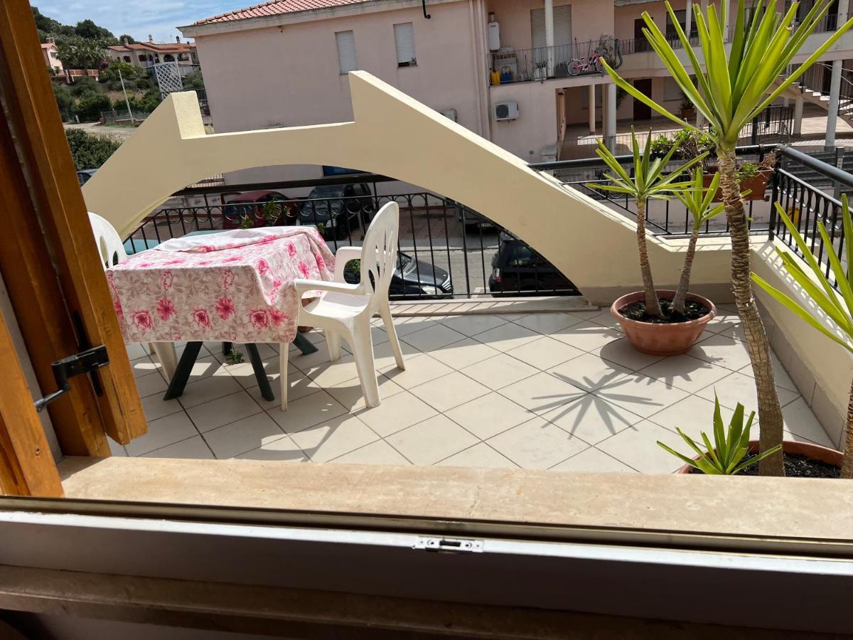 Appartamento Santa margherita di Pula Esterno foto